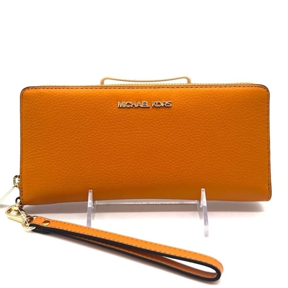 Michael Kors Large Continental Wallet
Wristlet Cider - Picture 2 of 8